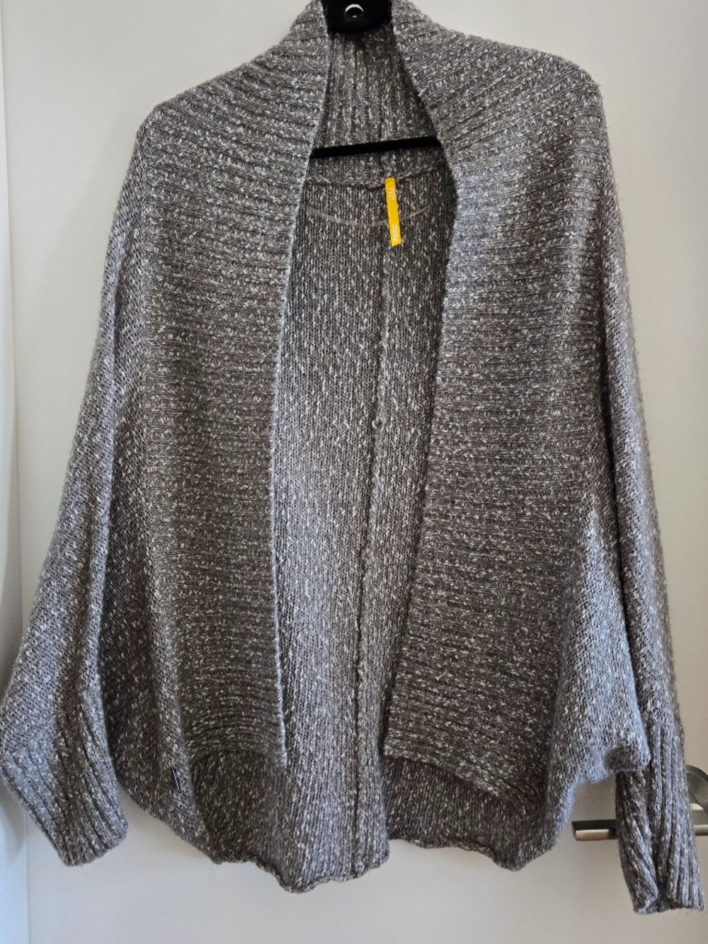 Lolë Grey Marled Open Front Cocoon Cardigan – Size XL